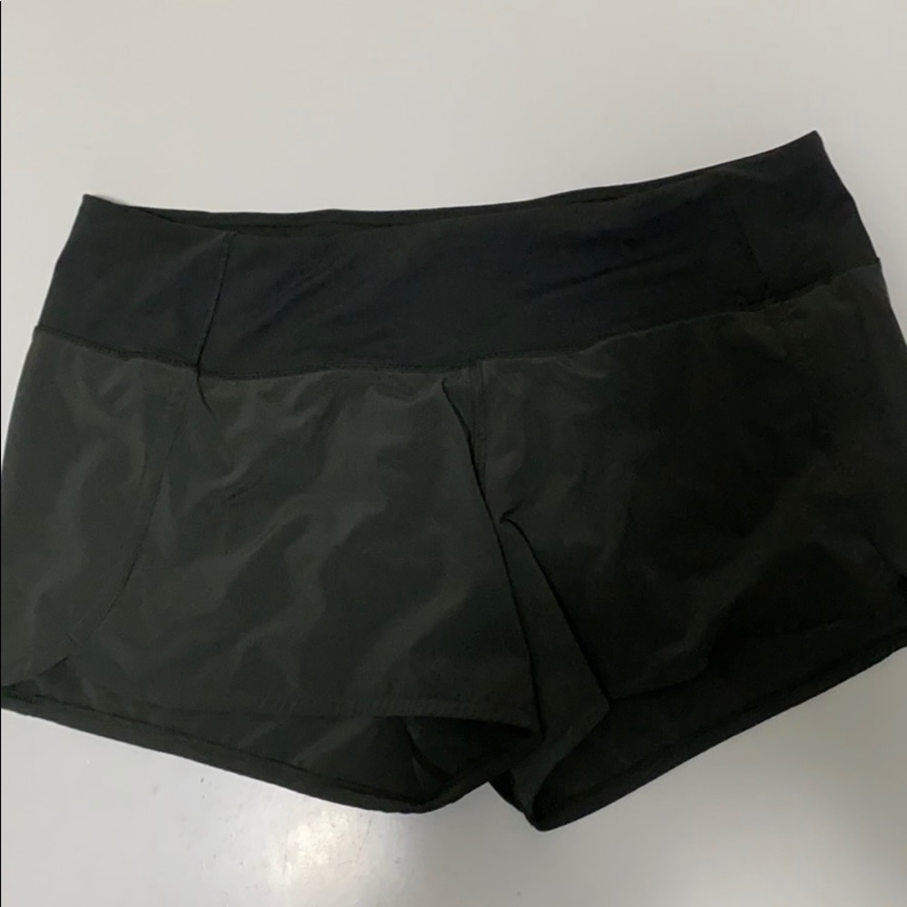 Lululemon shorts size 10